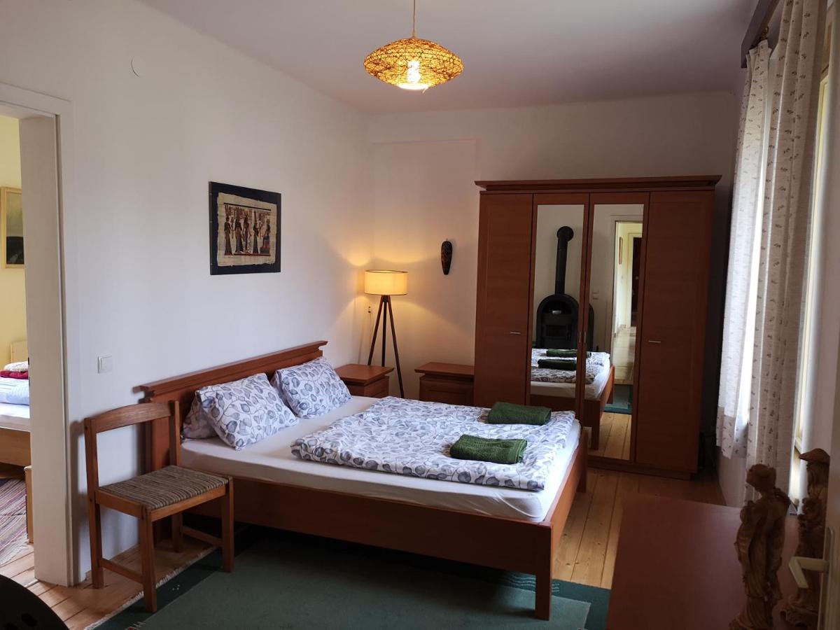 Villa Nyugalomsziget Kotcse Esterno foto